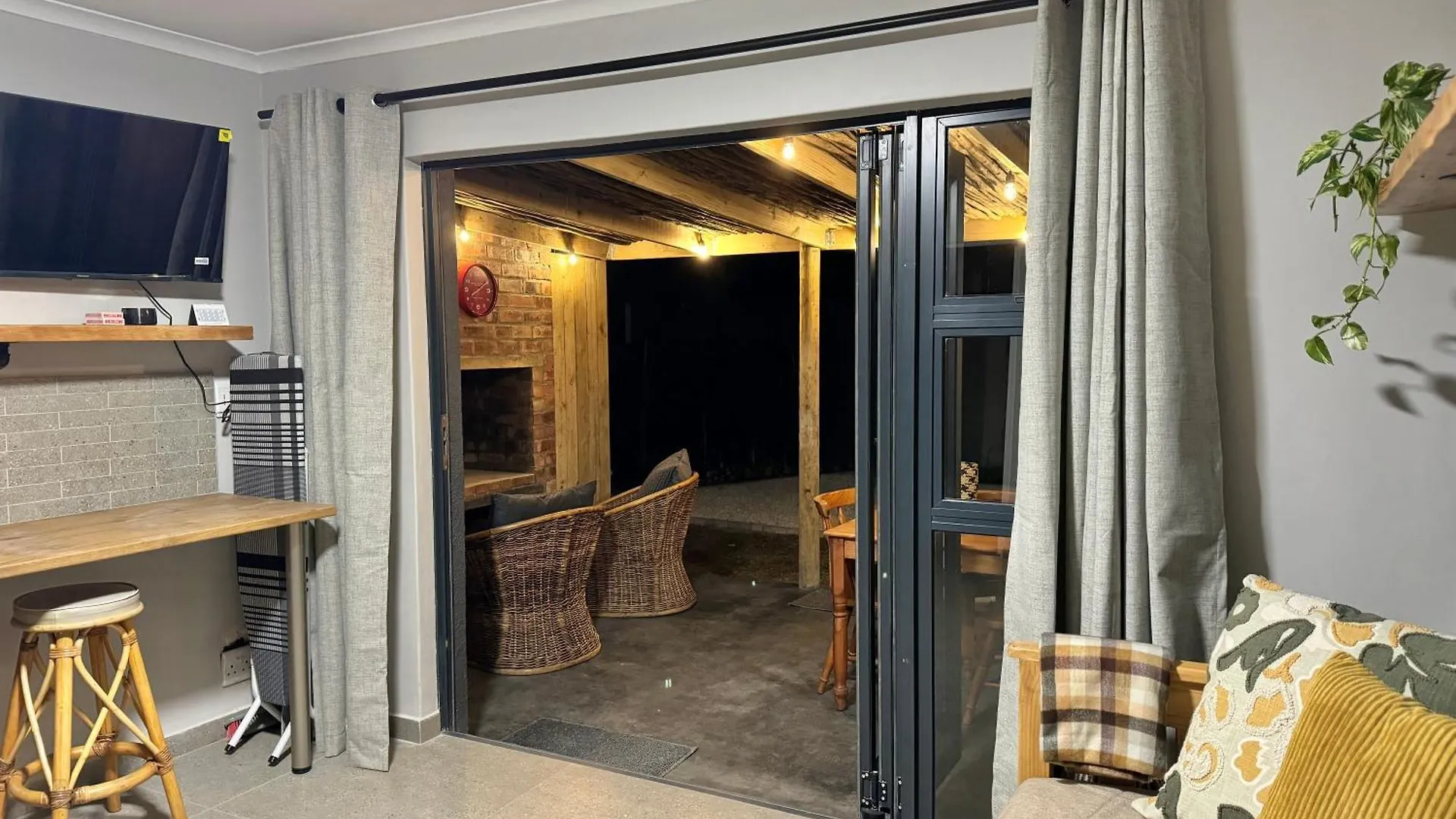 Stones - Cape Town Self Catering Apartment