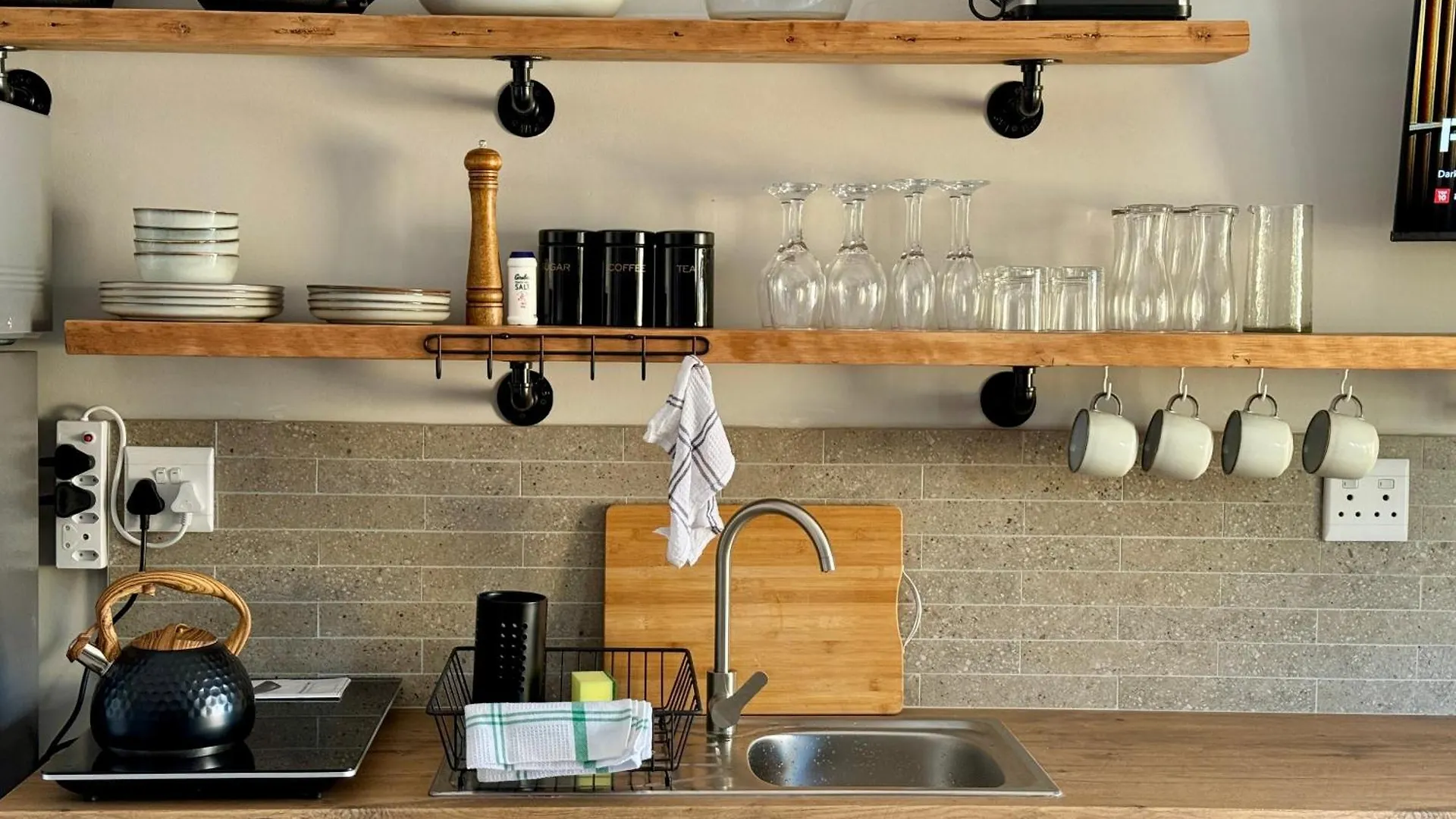 Stones - Cape Town Self Catering Apartment